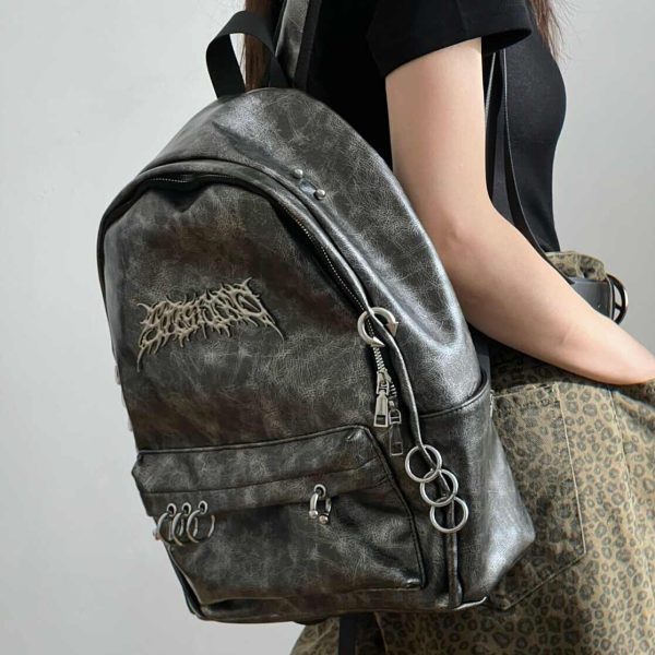 Dark Punk Puncture Rivet Fashionable Retro Large Capacity Backpack For Students - Image 5