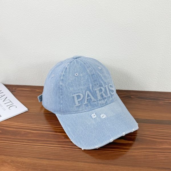 Washed Denim With Hole Baseball Cap Sun-poof Peaked Cap - Image 7