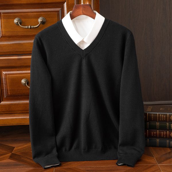 New Men's V-neck Sweater Fashion - Image 3