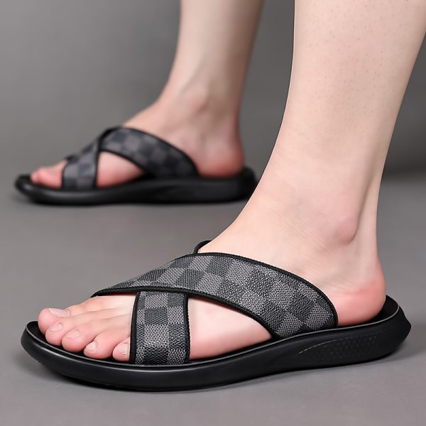 Men's Checkered Beach Shoes Sandals For Outdoor Use - Image 4