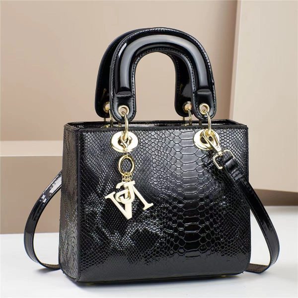 Women's Handbag Shoulder Messenger Bag - Image 3