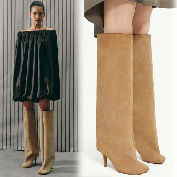 Simple Stitching Square Head Loose Sleeve High-heel Boots - Image 2