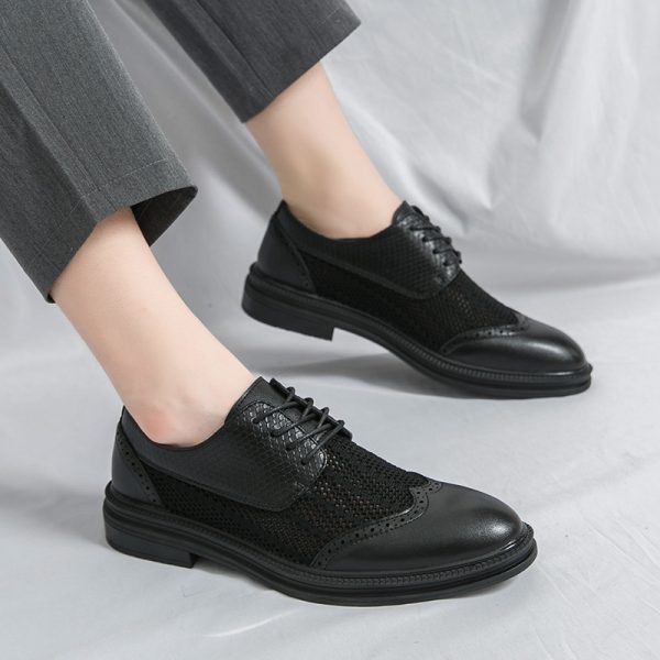 Plus Size Hollow-out Brogue Men's Shoes - Image 3