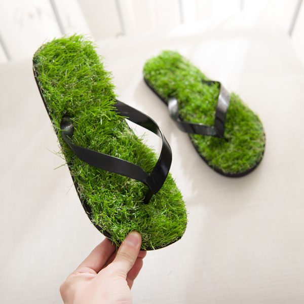 Couple's Artificial Grass Slippers Creative Turf Home Slippers Beach Slippers - Image 4