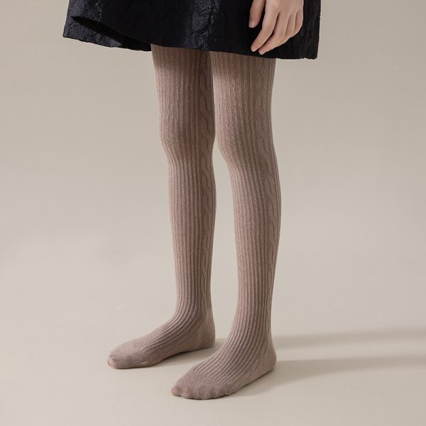 Girls' Casual Solid Color Simple One-piece Cotton Socks - Image 5