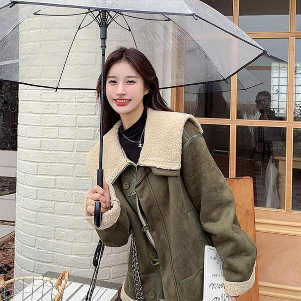 Women's Korean-style Retro Green Suede Lambswool Coat - Image 3