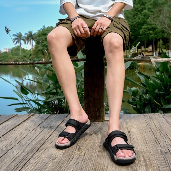 Sandals Men's Summer Outdoor New Flow Anti-driving Dual-use Casual Beach Slippers - Image 2