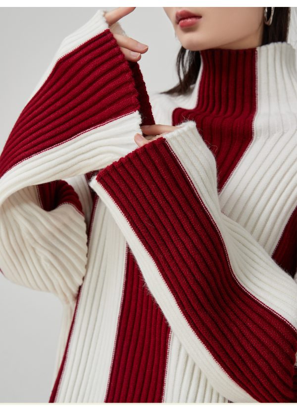 Contrast Color Pit Striped Turtleneck Sweater - Image 3